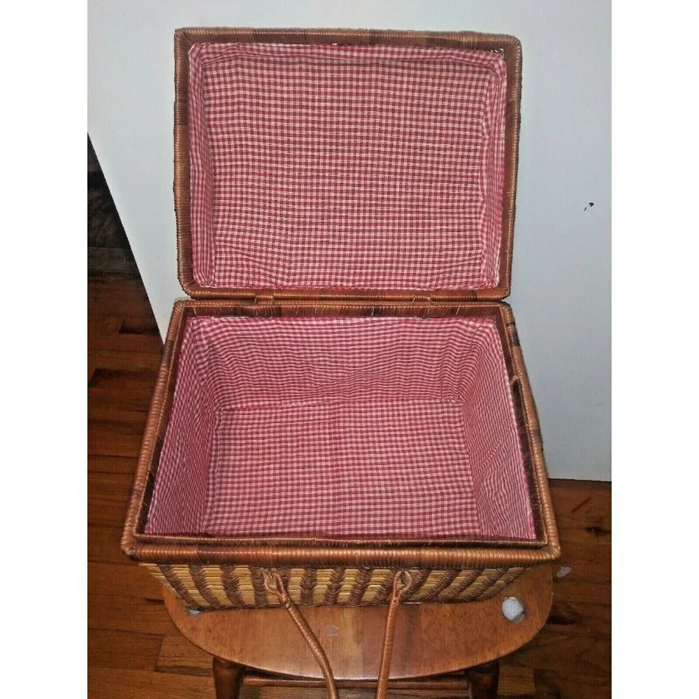 Wicker Picnic Basket w/Durable Plastic Dinnerware Set Serves 4 red gingham linin